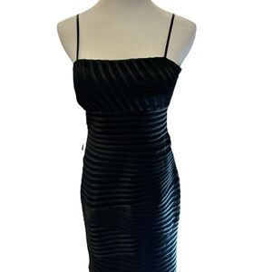 White House Black Market Elegant Black Cocktail‎ Dress Size 8 (New With Tags)
